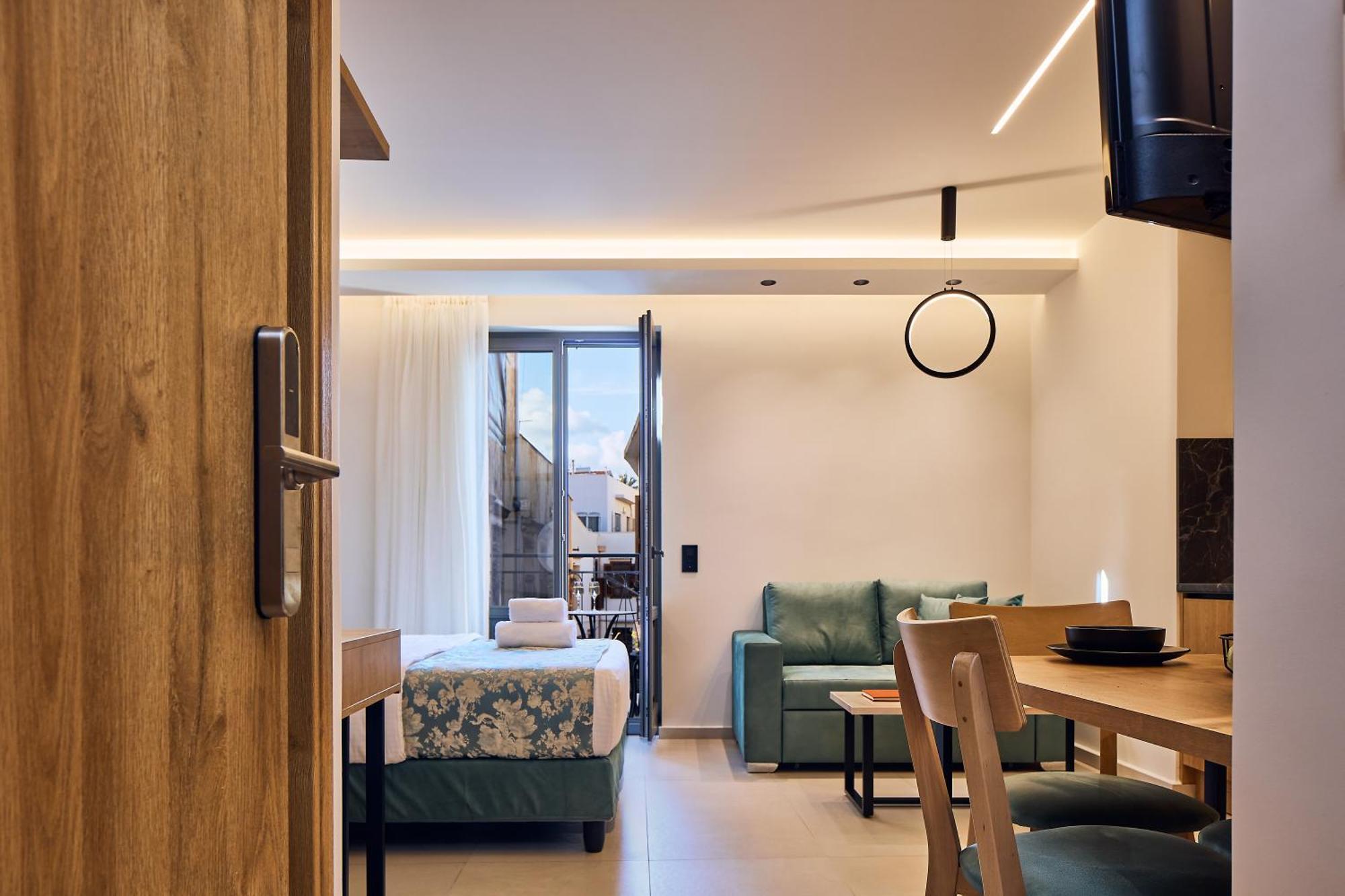 העיירה רתימנו Grande Madonna Luxury Boutique Suites חדר תמונה