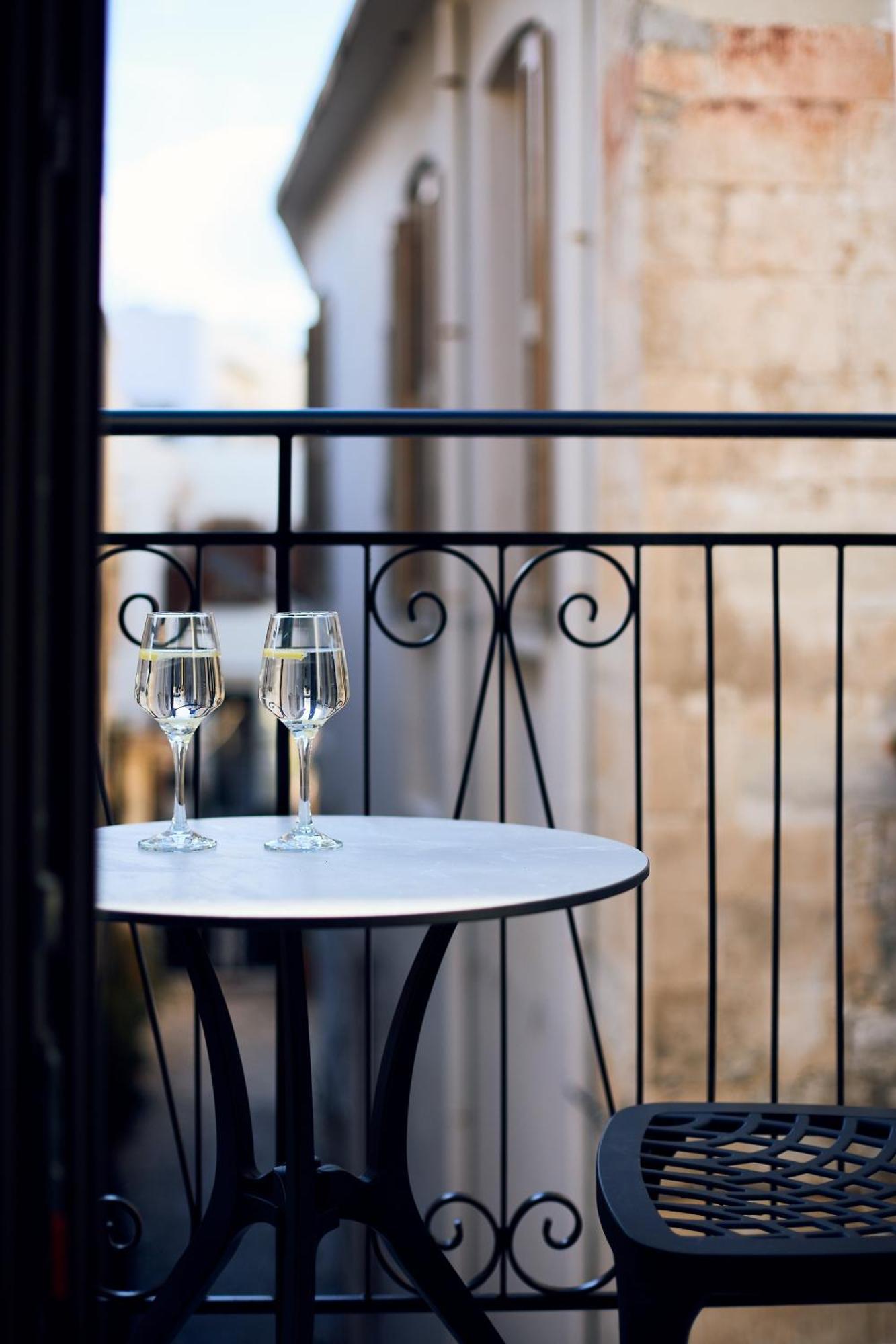 העיירה רתימנו Grande Madonna Luxury Boutique Suites חדר תמונה