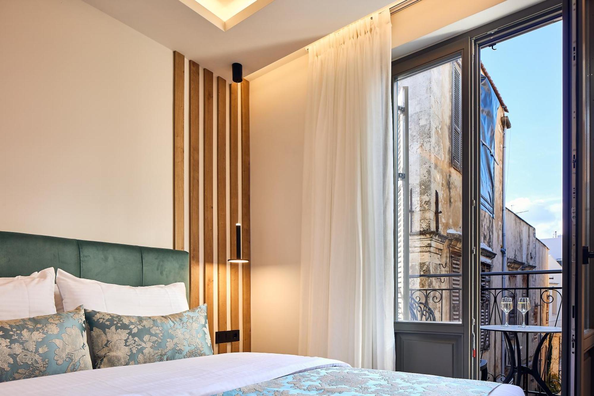 העיירה רתימנו Grande Madonna Luxury Boutique Suites חדר תמונה