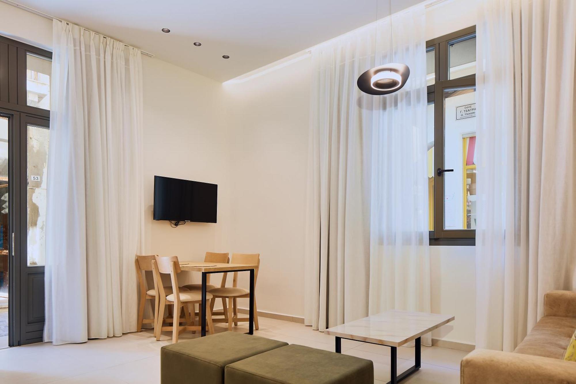 העיירה רתימנו Grande Madonna Luxury Boutique Suites מראה חיצוני תמונה